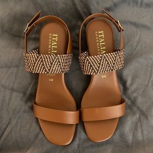 New! NWOT Italian Shoemakers Size 9 Made in Italy